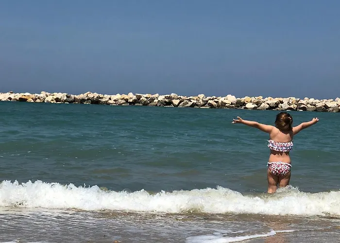 Anna Al Mare أورتونا